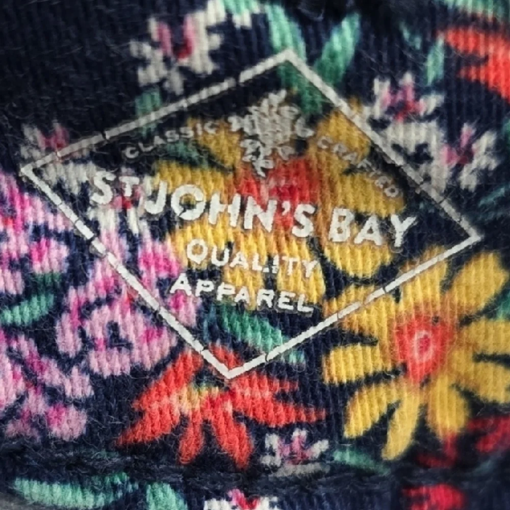 St. John's Bay Black High Waist Shorts - Picture 9 of 14